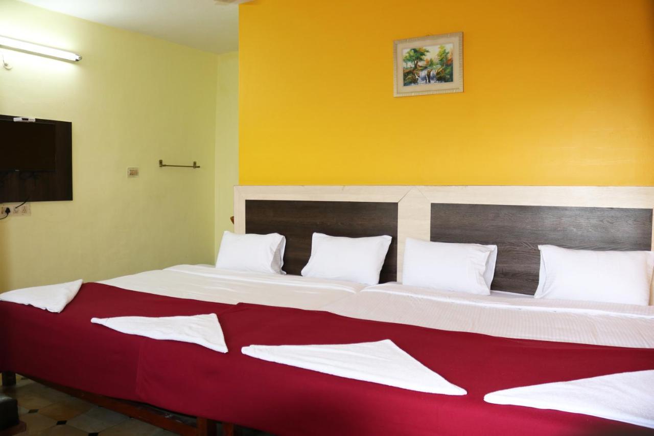 Hotel Siva Sakthi Tiruvannámalaj Kültér fotó