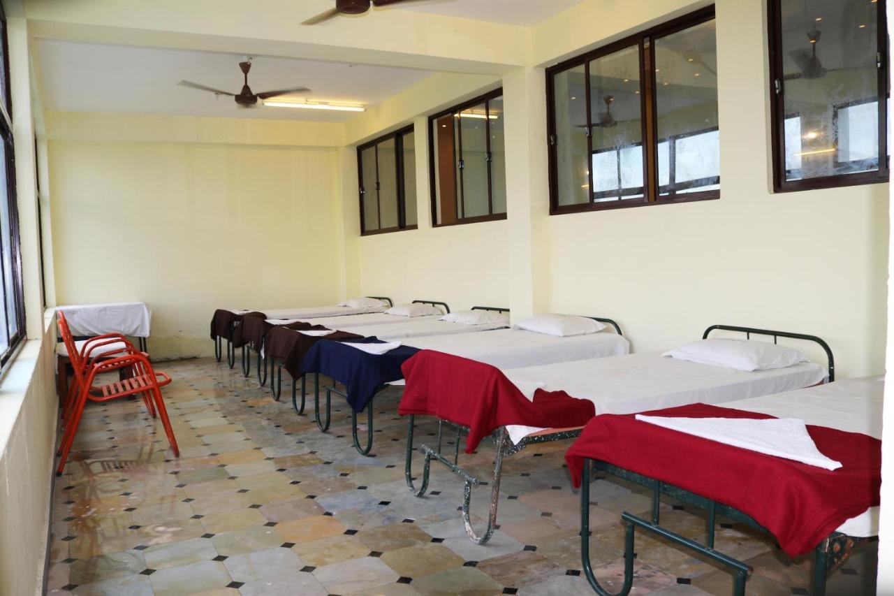 Hotel Siva Sakthi Tiruvannámalaj Kültér fotó