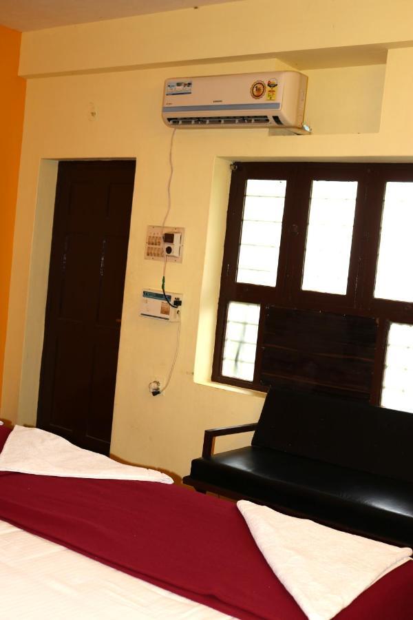 Hotel Siva Sakthi Tiruvannámalaj Kültér fotó