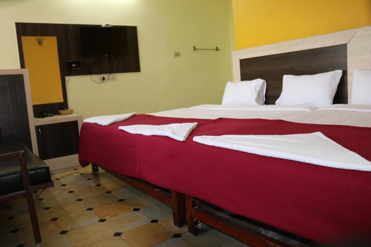 Hotel Siva Sakthi Tiruvannámalaj Kültér fotó