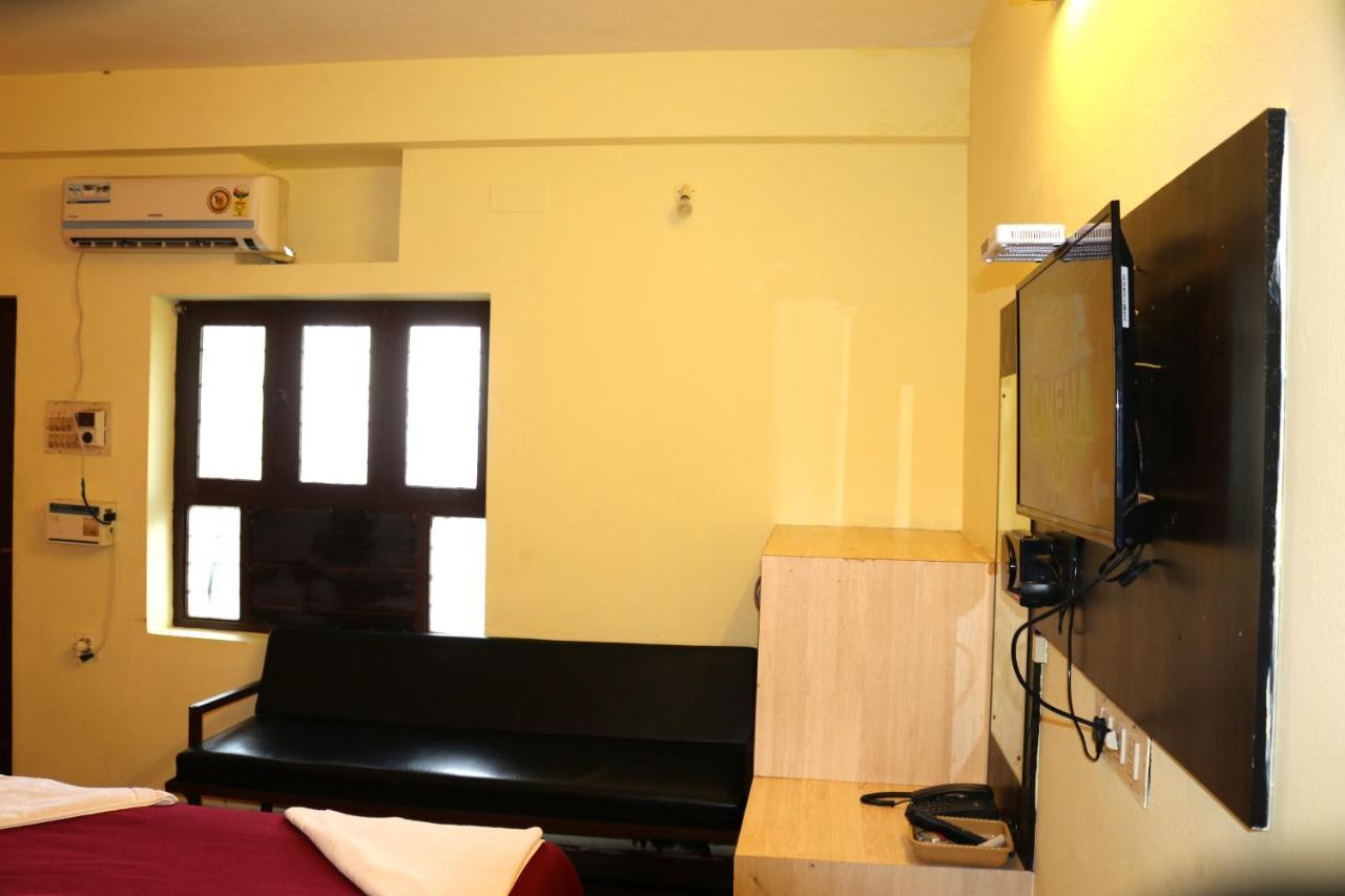 Hotel Siva Sakthi Tiruvannámalaj Kültér fotó
