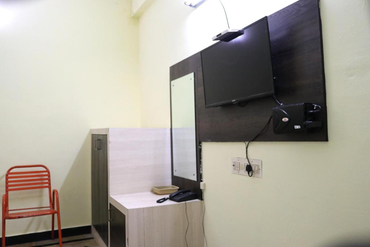 Hotel Siva Sakthi Tiruvannámalaj Kültér fotó